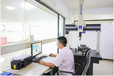 国产成人精品白浆久久69